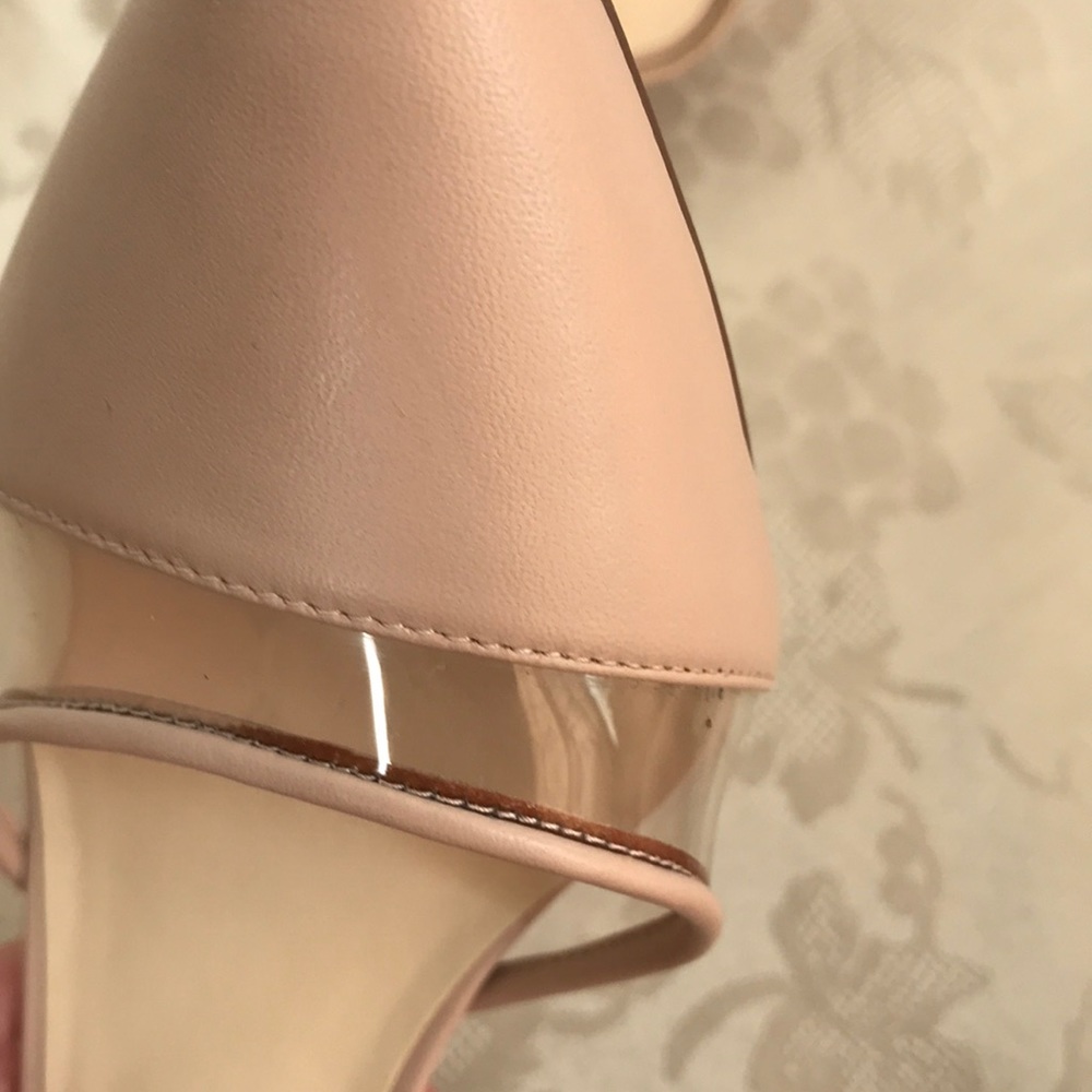 Final Markdown-ENZO ANGIOLINI Debnee Pump - Picture 9 of 16